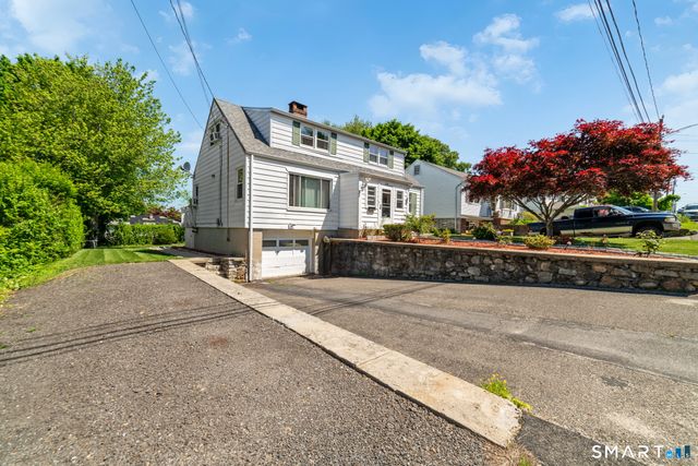 146 Highland Drive, Waterbury, CT 06708