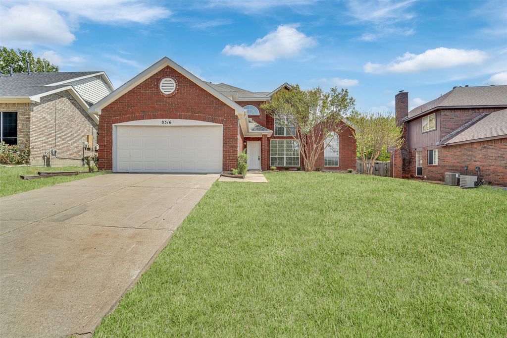 8316 Autumncrest Court, Dallas, TX 75249 — exterior