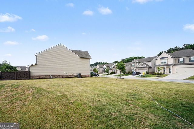 305 Sterling Creek Way, Loganville, GA 30052
