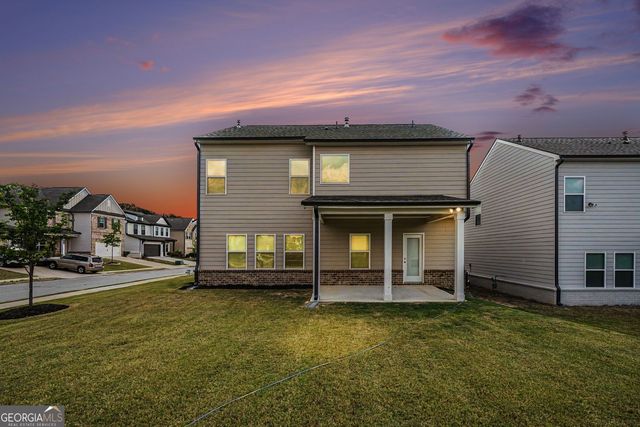 305 Sterling Creek Way, Loganville, GA 30052