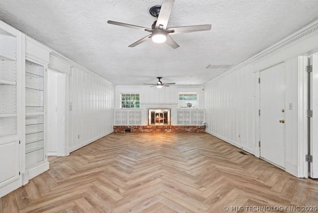 8189 E 114th Street S, Bixby, OK 74008
