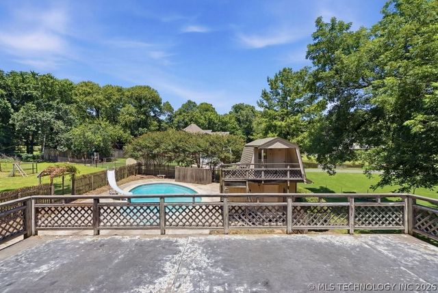8189 E 114th Street S, Bixby, OK 74008
