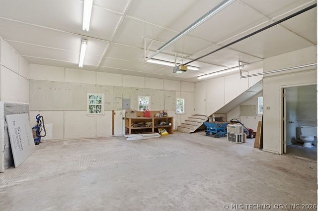 8189 E 114th Street S, Bixby, OK 74008