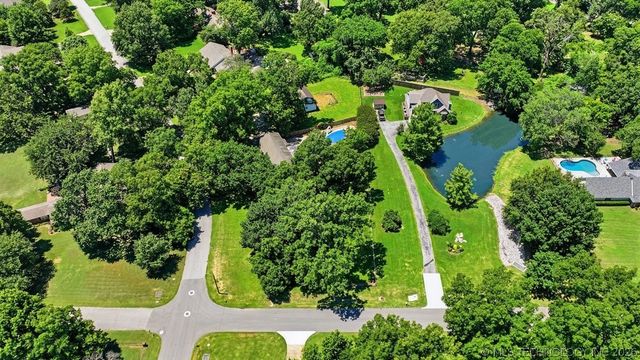 8189 E 114th Street S, Bixby, OK 74008