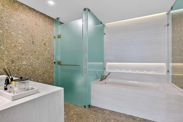 900 N Ocean Boulevard 1401, Pompano Beach, FL 33062