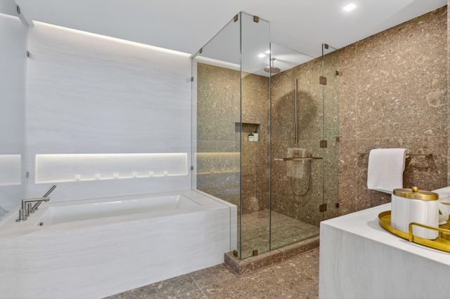 900 N Ocean Boulevard 1401, Pompano Beach, FL 33062