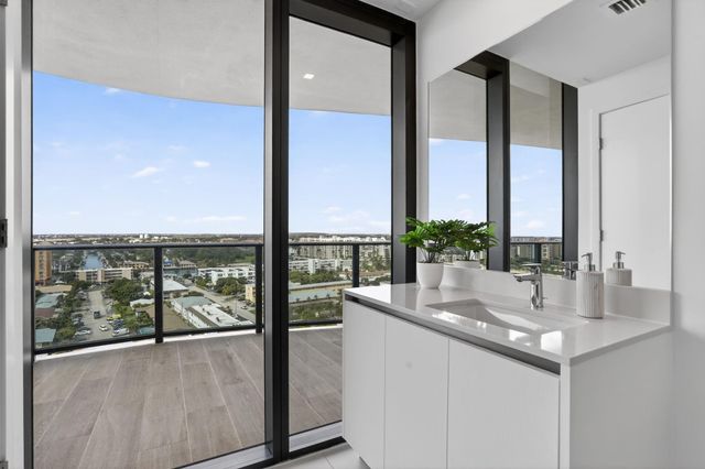 900 N Ocean Boulevard 1401, Pompano Beach, FL 33062