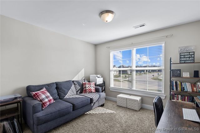 5421 Catalina Trail, Sellersburg, IN 47172