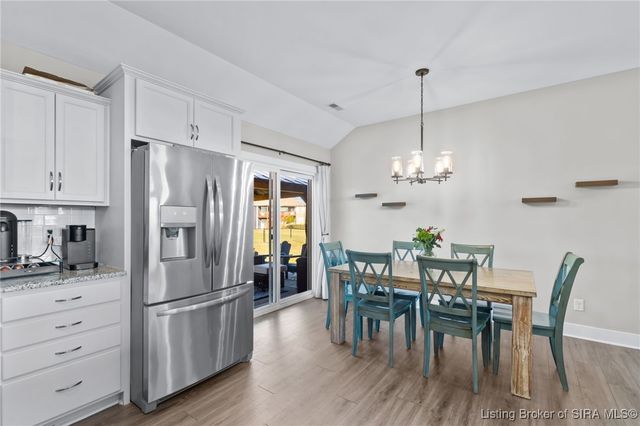 5421 Catalina Trail, Sellersburg, IN 47172