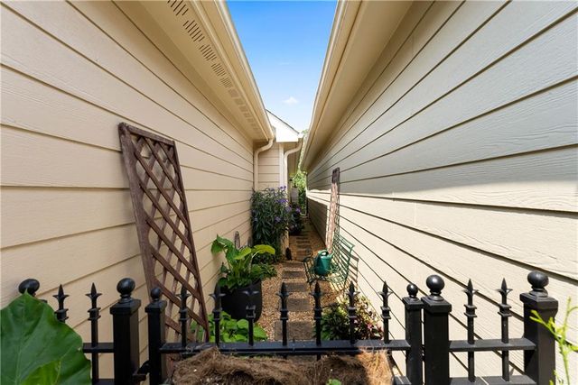 21 Stewart Drive, Cartersville, GA 30120