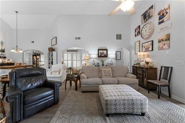 21 Stewart Drive, Cartersville, GA 30120