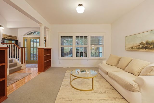 250 NW 17th Street, Bend, OR 97703