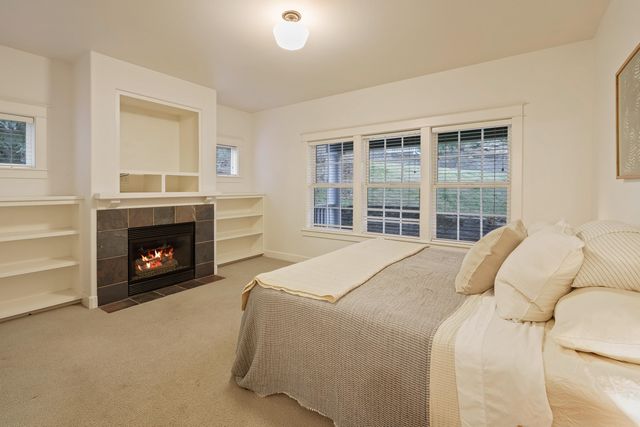 250 NW 17th Street, Bend, OR 97703