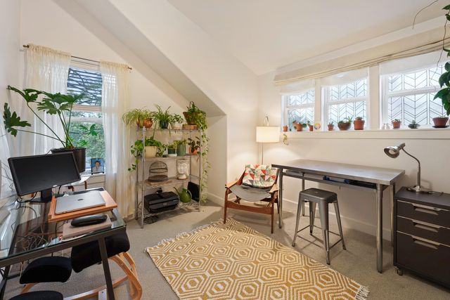 250 NW 17th Street, Bend, OR 97703