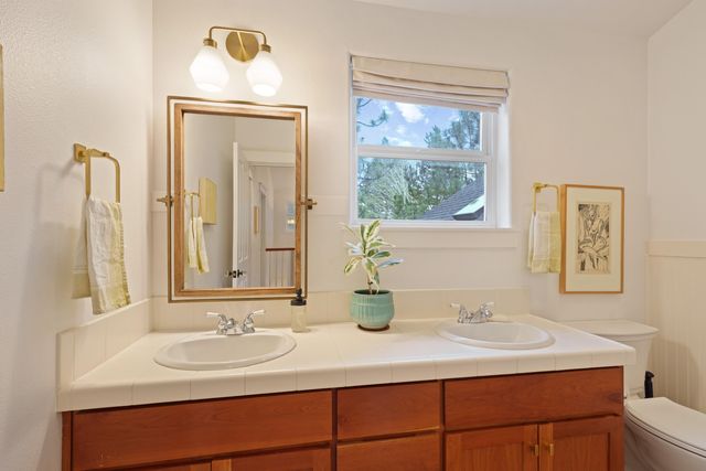 250 NW 17th Street, Bend, OR 97703