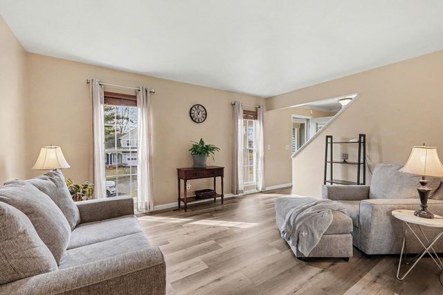 1590 Poplar Ridge Court, Florence, KY 41042