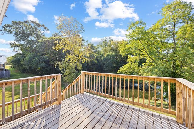 8412 Arbor Meadow. Way, Louisville, KY 40228