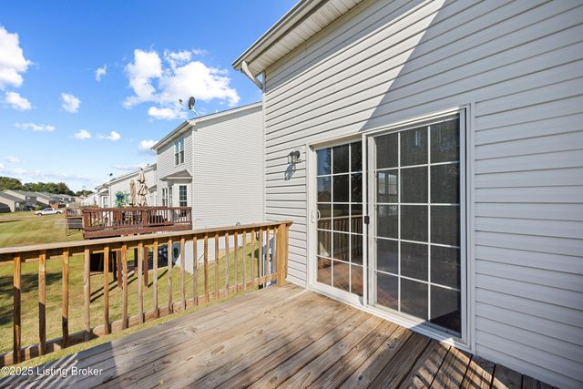 8412 Arbor Meadow. Way, Louisville, KY 40228