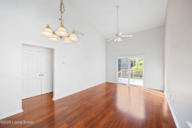 8412 Arbor Meadow. Way, Louisville, KY 40228