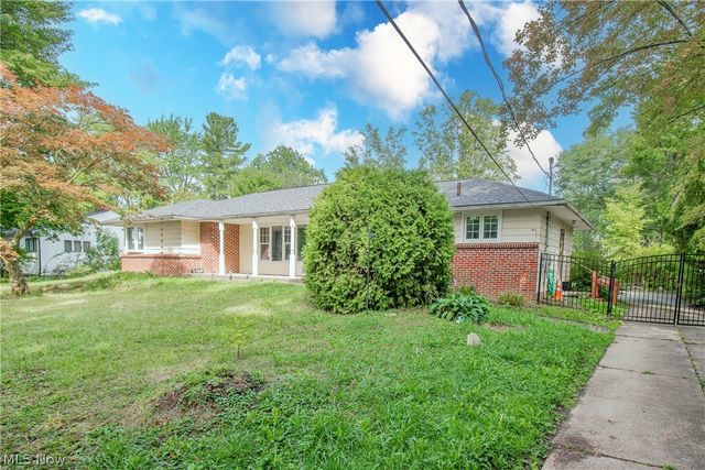 4015 Boston Road, Brecksville, OH 44141