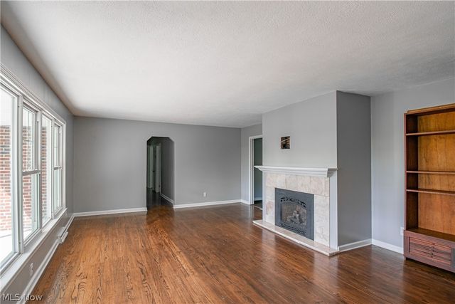 4015 Boston Road, Brecksville, OH 44141
