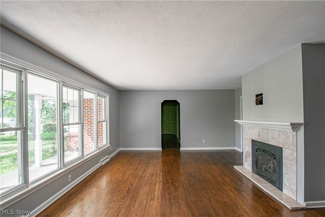 4015 Boston Road, Brecksville, OH 44141