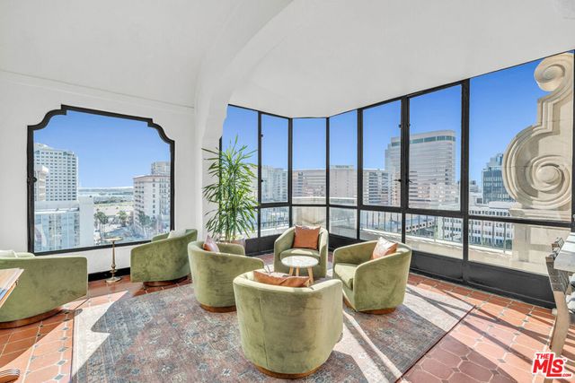 140 Linden Avenue 606, Long Beach, CA 90802