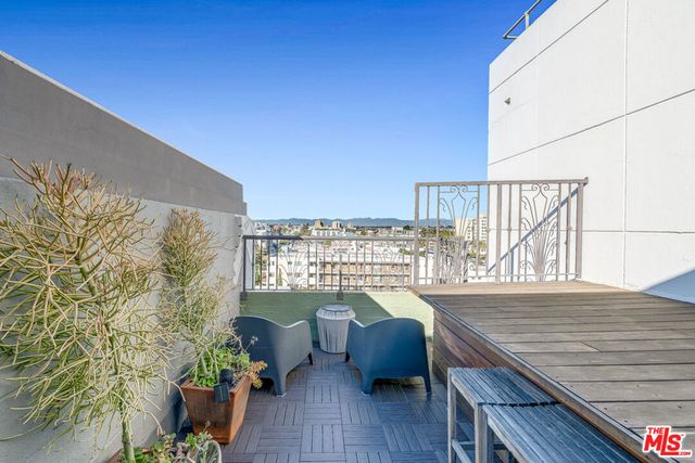 140 Linden Avenue 606, Long Beach, CA 90802