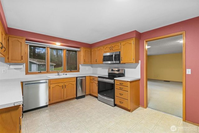 16704 11th Avenue NE, Arlington, WA 98223