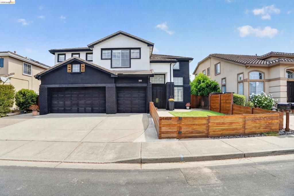 Image 1 of property listing at 34469 Valley Oaks Loop, Union City, CA 94587
