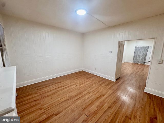 1810 E OLIVER ST, Baltimore, MD 21213