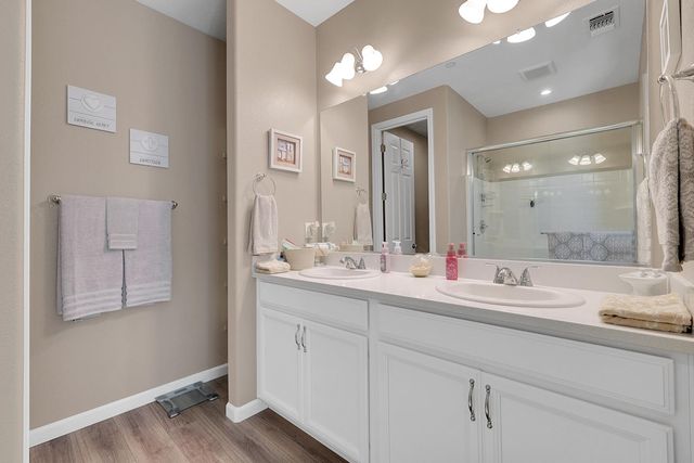 4168 Sir Barton Dr, Olivehurst, CA 95961