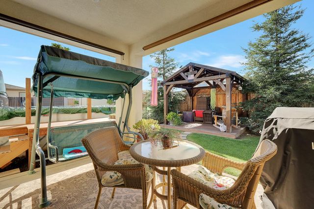 4168 Sir Barton Dr, Olivehurst, CA 95961