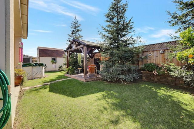 4168 Sir Barton Dr, Olivehurst, CA 95961