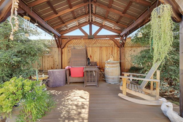 4168 Sir Barton Dr, Olivehurst, CA 95961