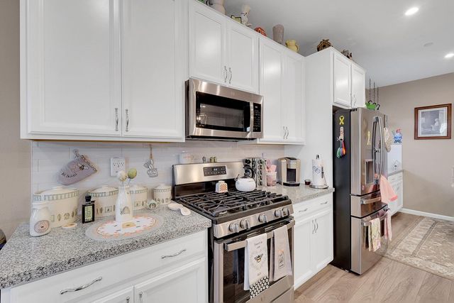 4168 Sir Barton Dr, Olivehurst, CA 95961