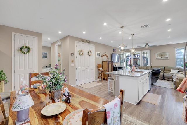 4168 Sir Barton Dr, Olivehurst, CA 95961