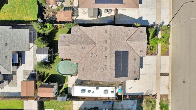 4168 Sir Barton Dr, Olivehurst, CA 95961