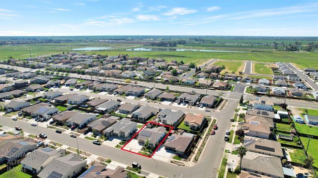 4168 Sir Barton Dr, Olivehurst, CA 95961