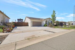 4168 Sir Barton Dr, Olivehurst, CA 95961