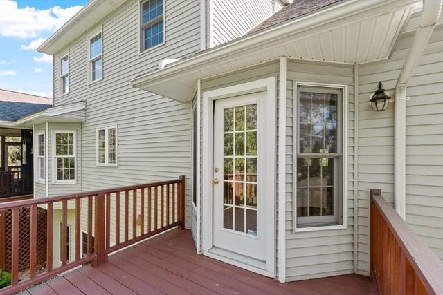 2 Laury Ln, Littleton, MA 01460