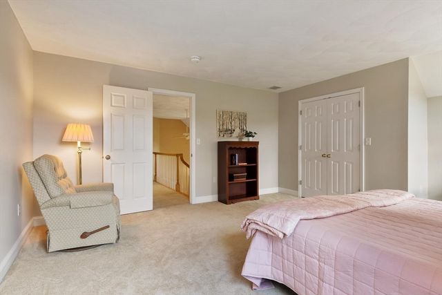 2 Laury Ln, Littleton, MA 01460