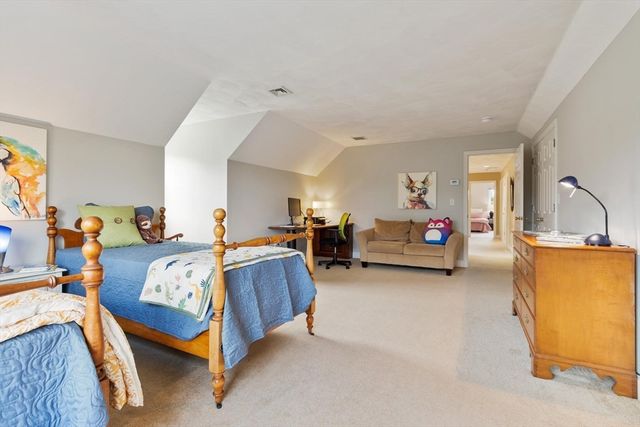 2 Laury Ln, Littleton, MA 01460