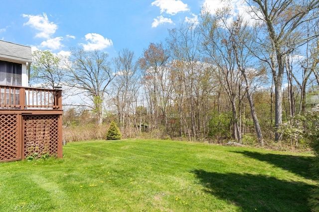 2 Laury Ln, Littleton, MA 01460