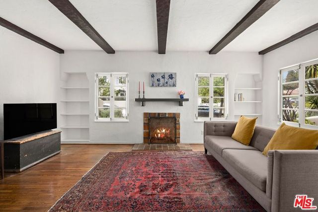 879 Fiske Street, Pacific Palisades, CA 90272