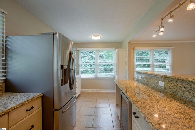 400 Fairmont Drive, Greenville, SC 29605