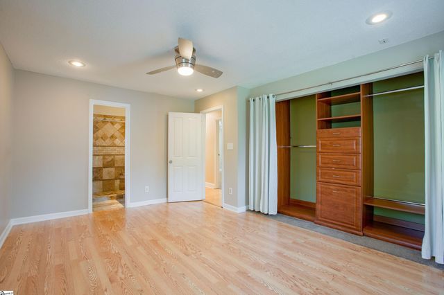 400 Fairmont Drive, Greenville, SC 29605