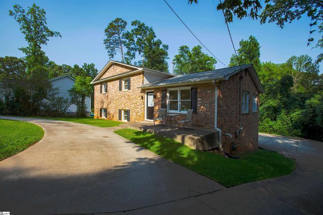 400 Fairmont Drive, Greenville, SC 29605