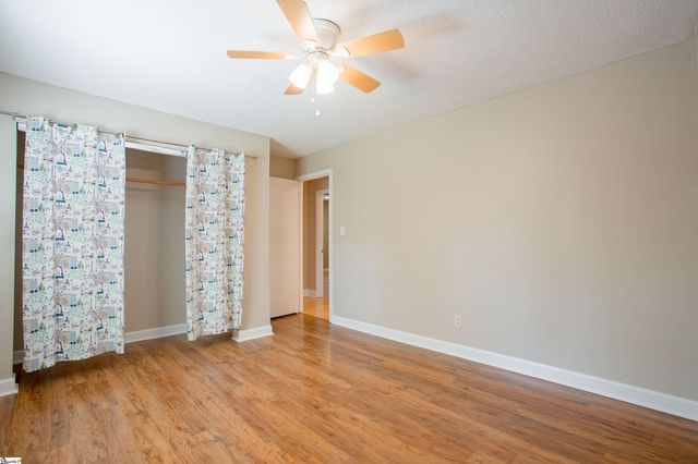 400 Fairmont Drive, Greenville, SC 29605