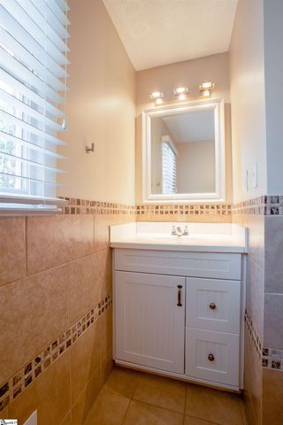 400 Fairmont Drive, Greenville, SC 29605